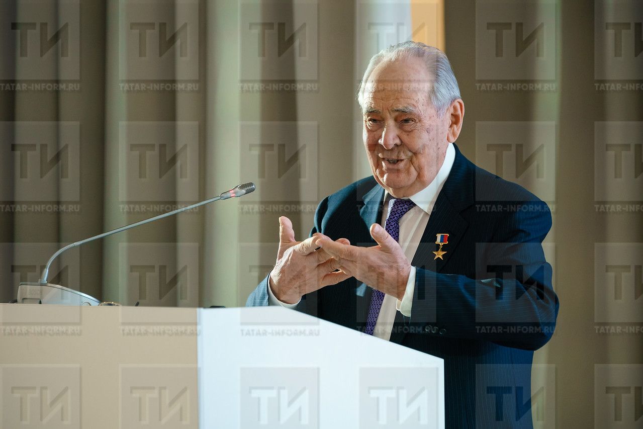 «Российская газета»да Шәймиев белән әңгәмә чыкты: Оныгым мине «Гранд бабай» дип йөртә