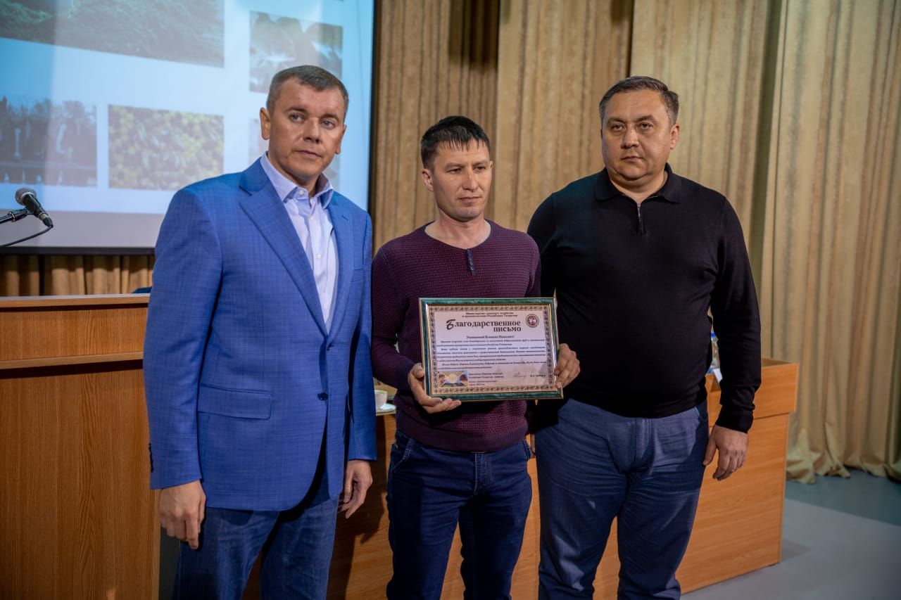 Белгечләрне хөрмәтләп торалар