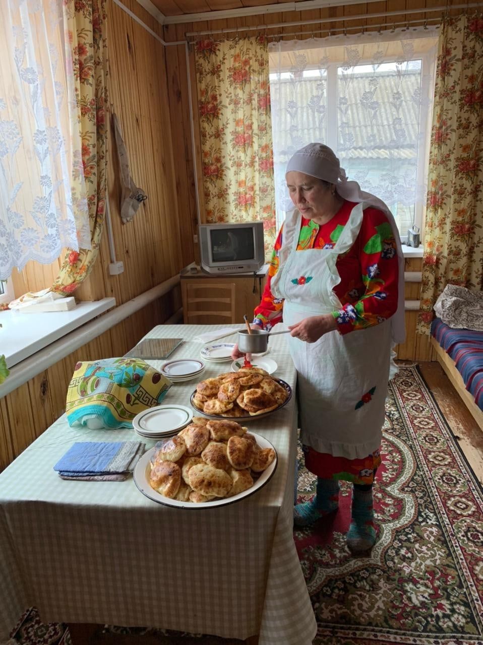 Күлтәс халкы мичтә пешкән гает коймагы белән сыйланды