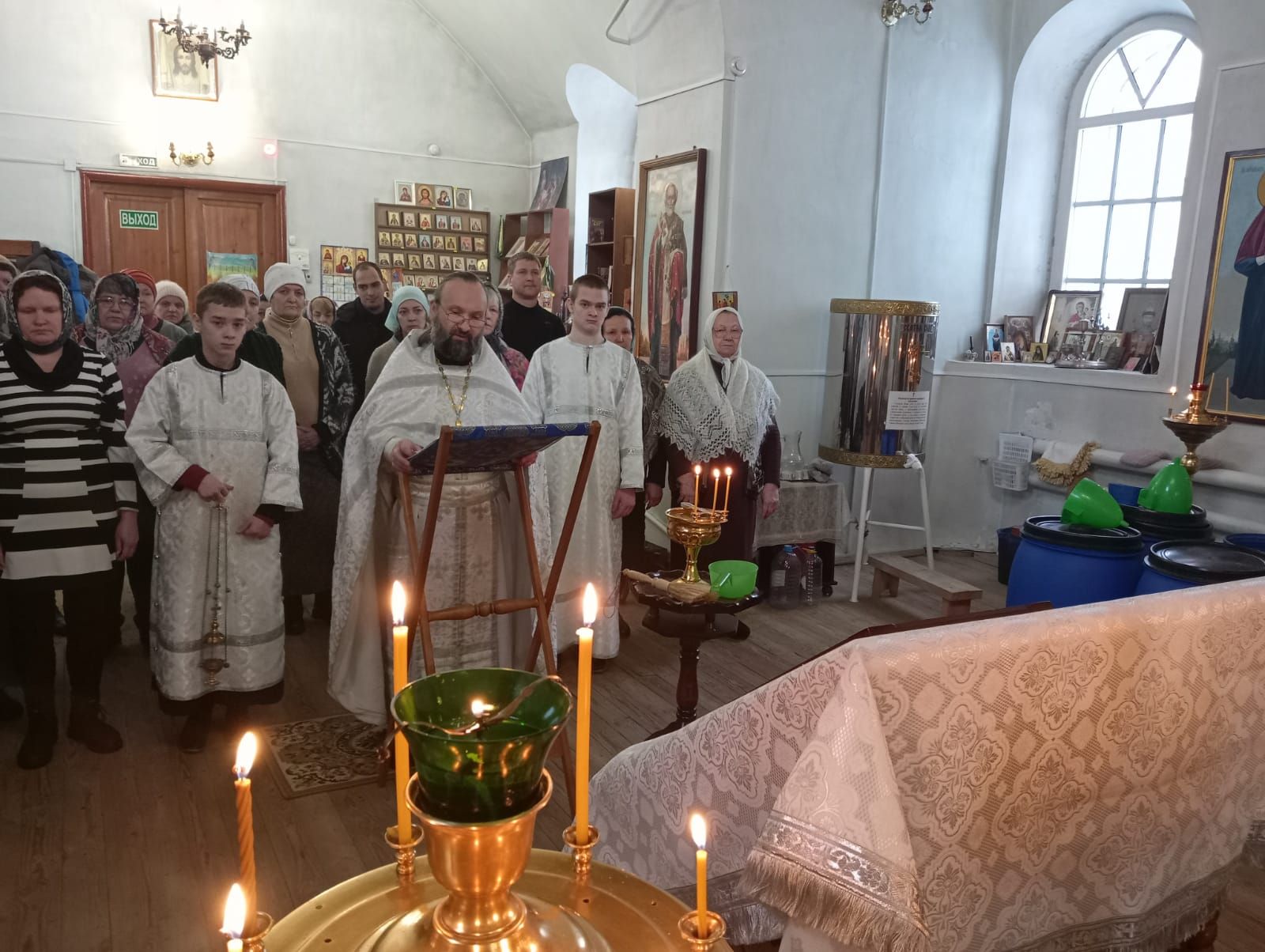 Арчада Вахитов урамындагы чишмә суы аруландырылды