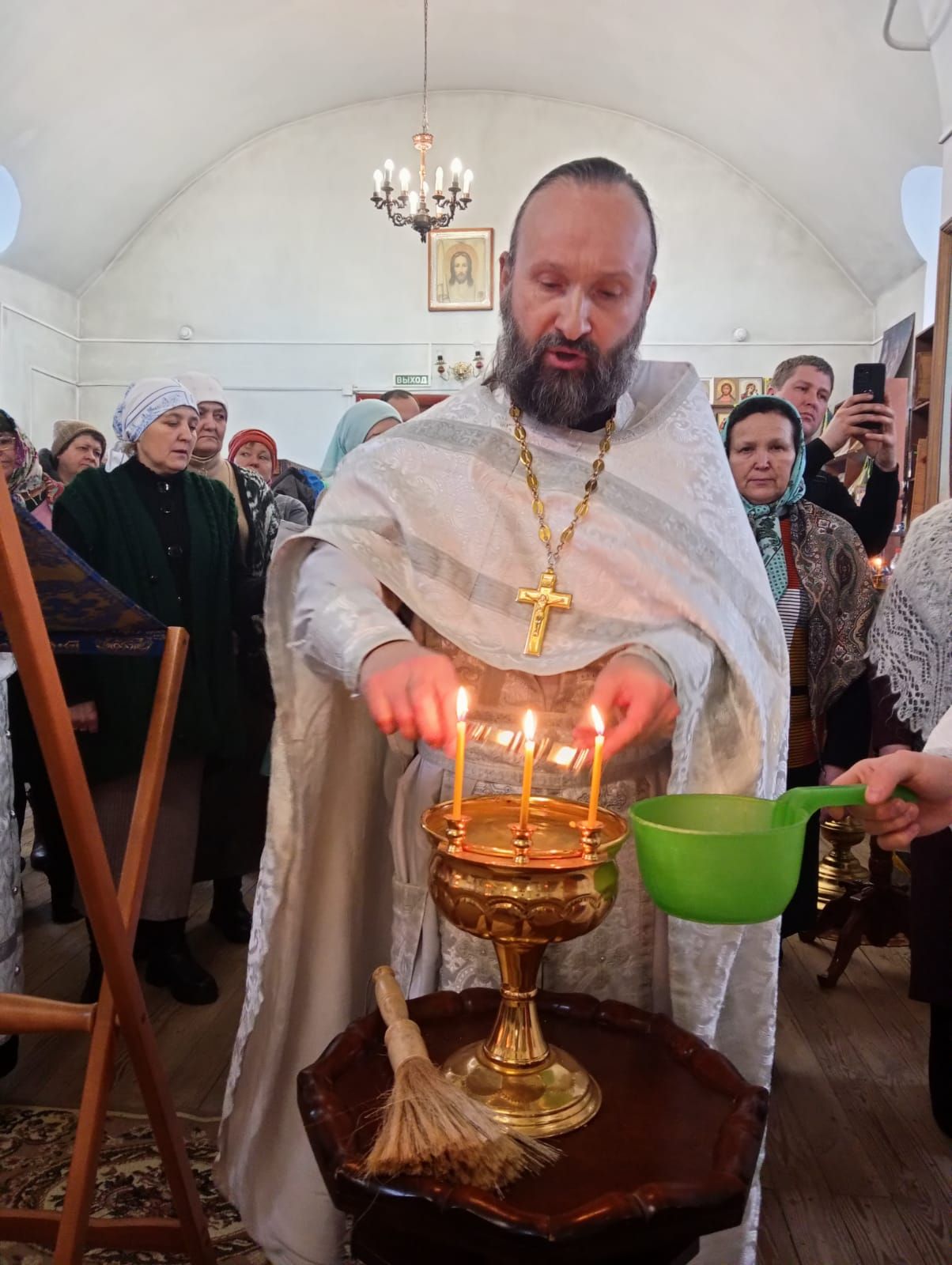 Арчада Вахитов урамындагы чишмә суы аруландырылды