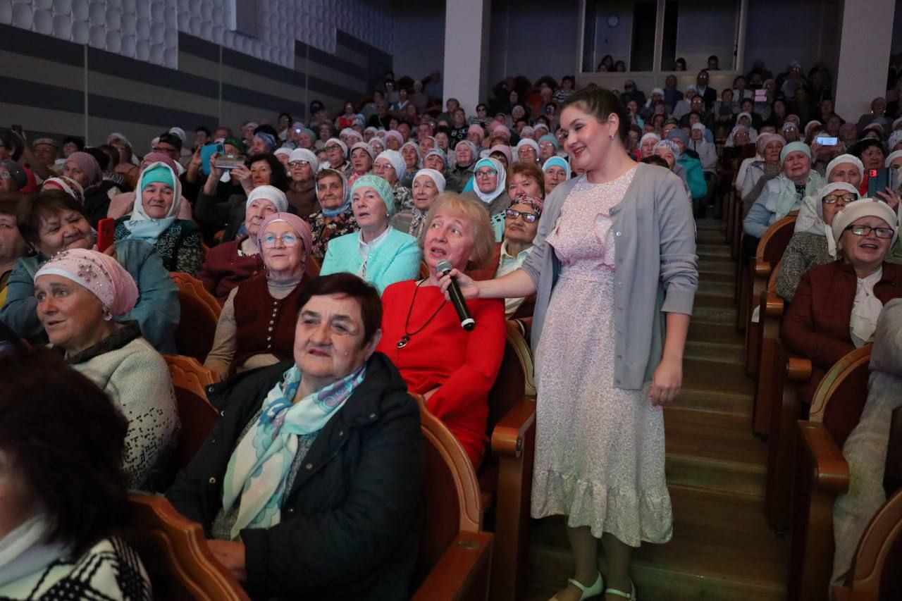 1 октябрь көнне Арча мәдәният йортында өлкәннәр ункөнлеген ачу тантанасы булды (+фотолар)