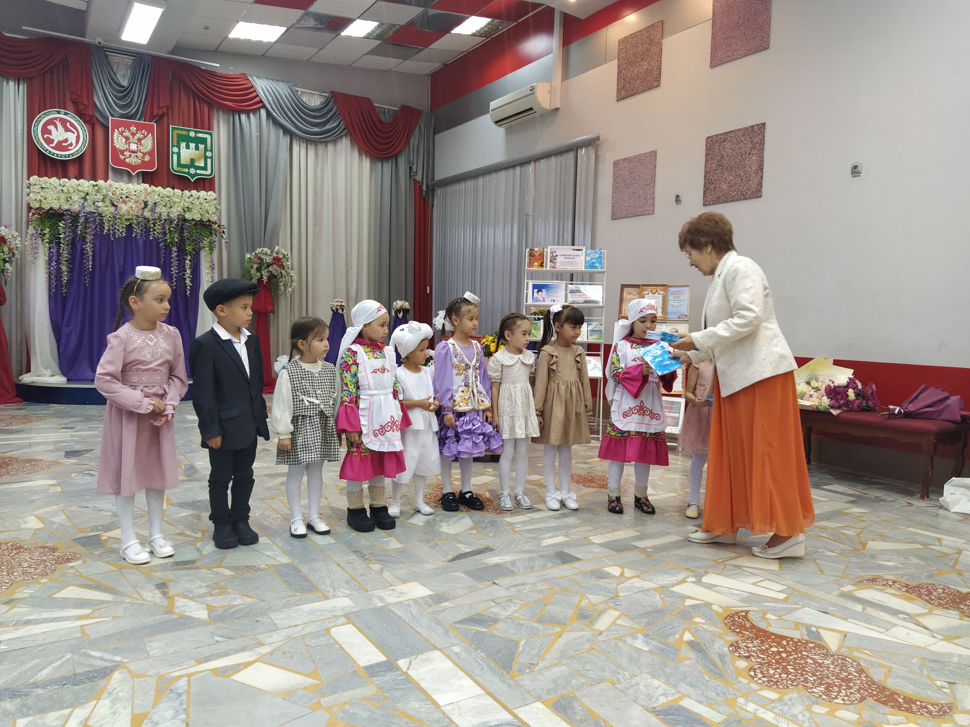 Арча мәдәниятында Халидә Фәйзрахманованың 70 яшьлек юбилее уңаеннан әдәби-иҗат кичәсе булып узды