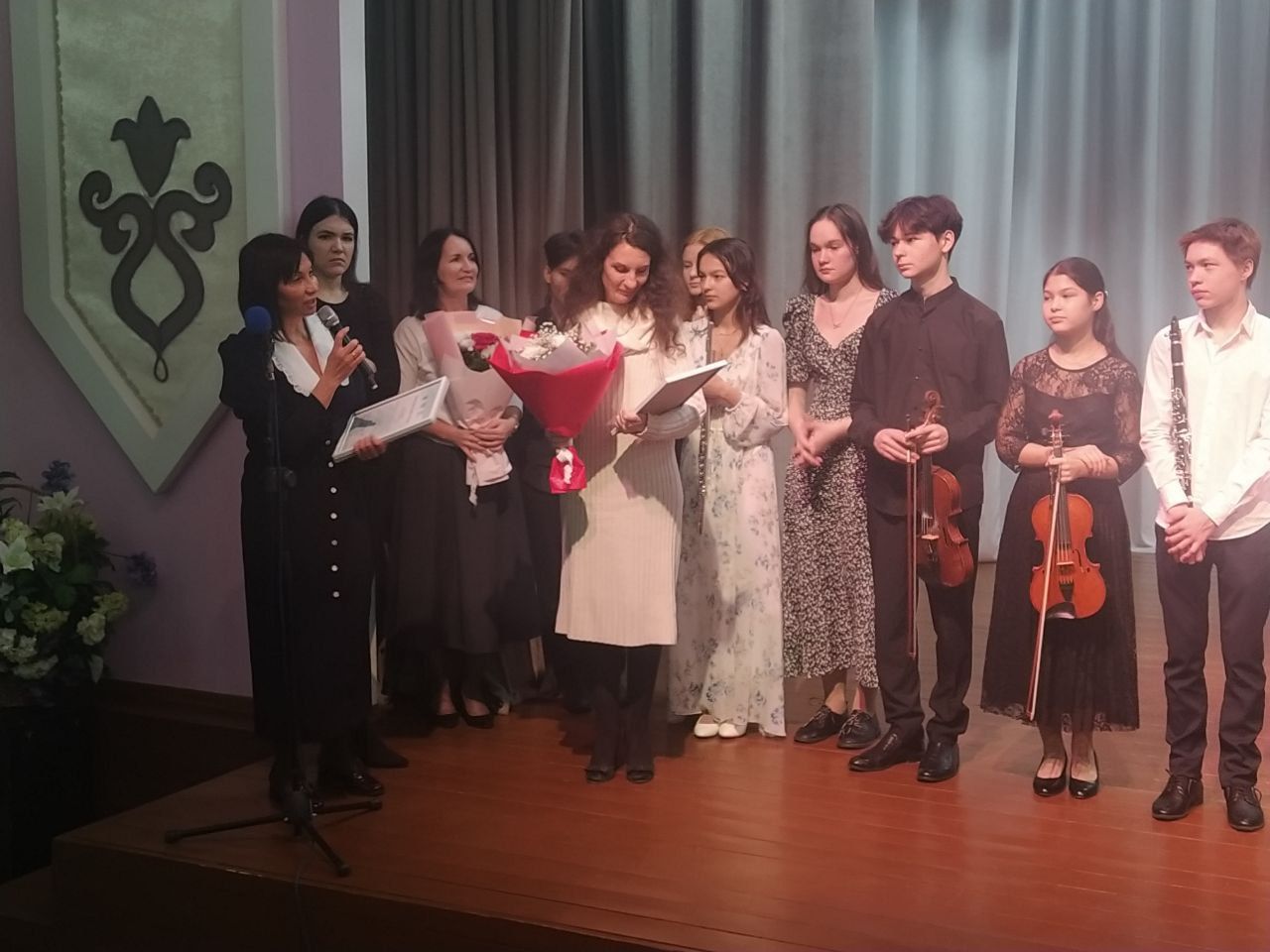 Арчада Казан дәүләт консерваториясе каршындагы урта махсус музыка мәктәбе укучыларының концерты узды
