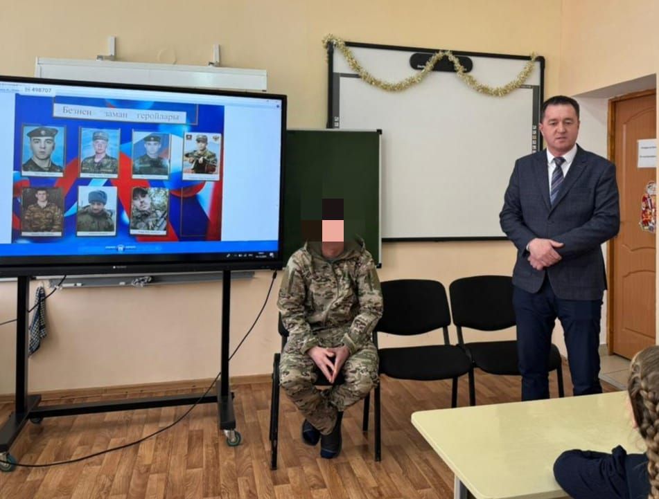 Түбән Мәтәскә укучылары махсус хәрби операциядә катнашучы якташлары белән   очрашты