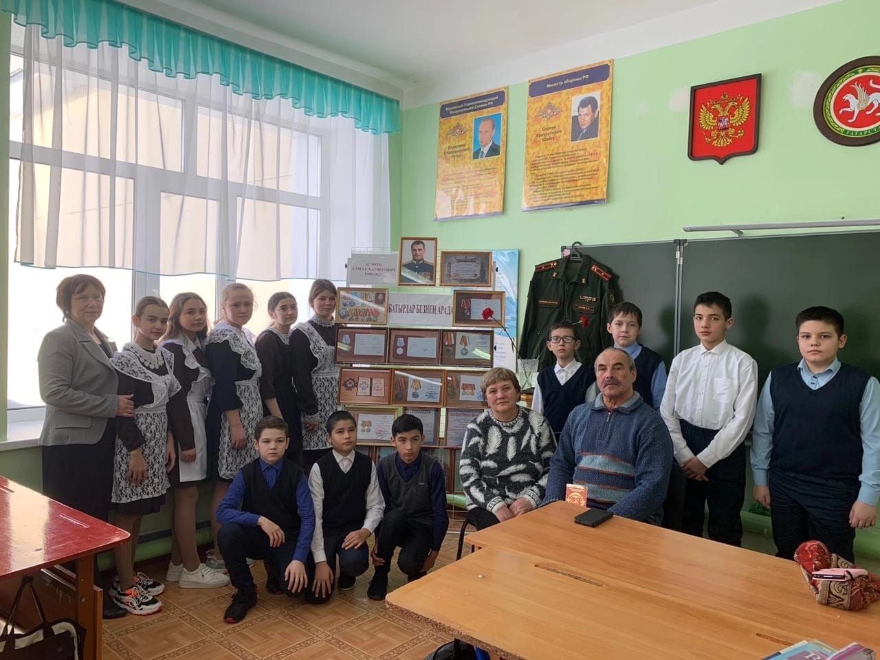 Яңа Кырлай мәктәбендә батырларны онытмыйлар
