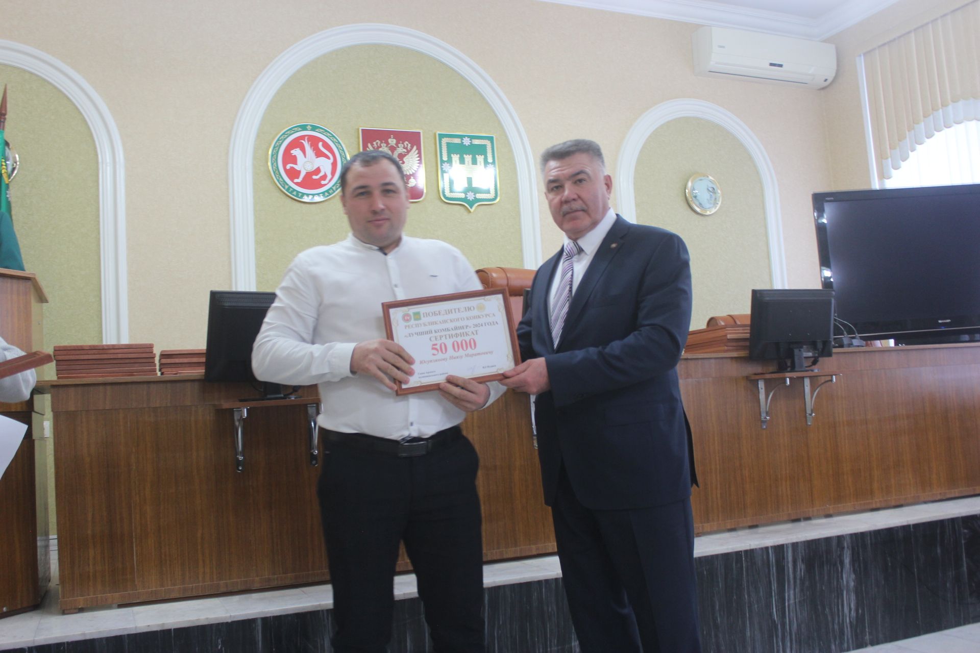 Арчада комбайнчылар бүләккә ия булды