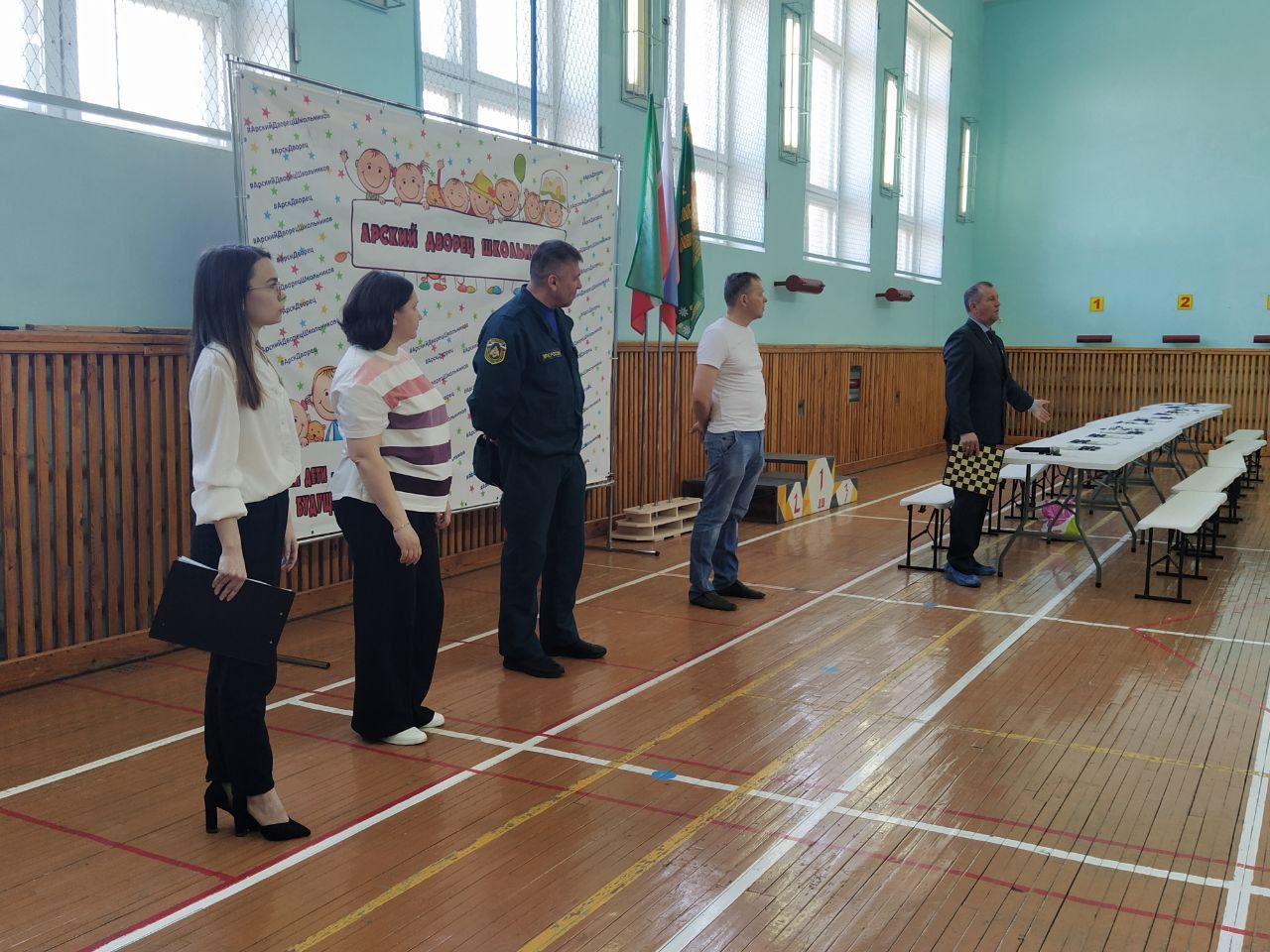 Райондашлырыбыз гаиләләре белән шашка уйнады