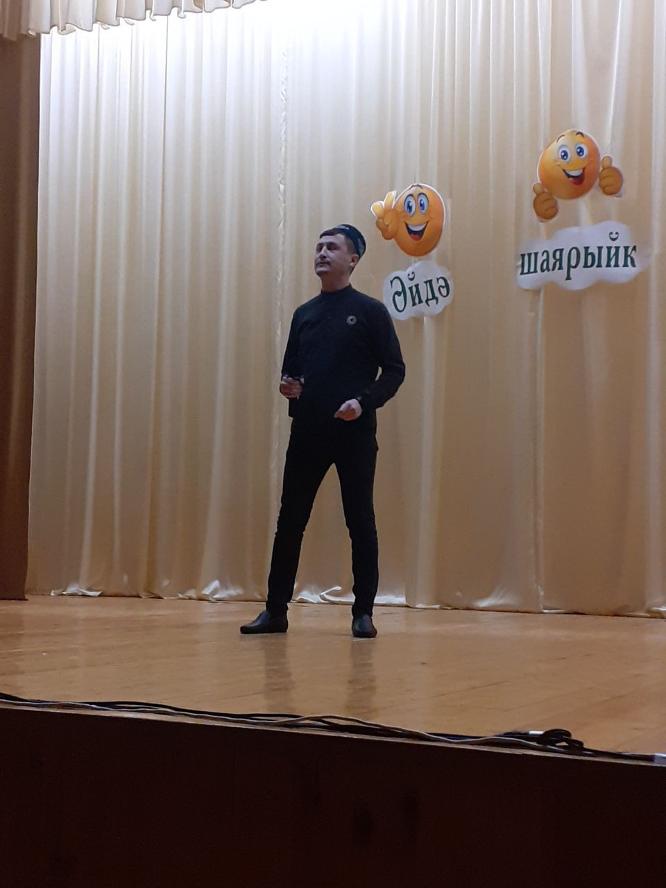 “Әрле-бирле”, “Кәрәз”, “Тамырлар” һәм “Исемсезләр” көч сынашты