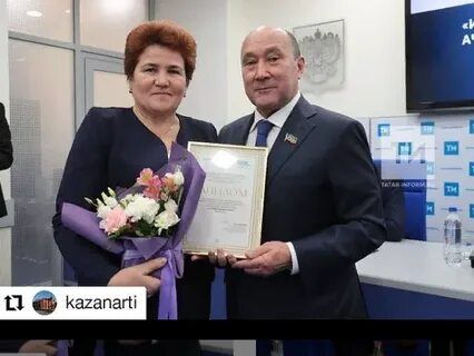 Гөберчәк авылыннан Халидә Габидуллина суган пирожкие пешерә (ВИДЕО)
