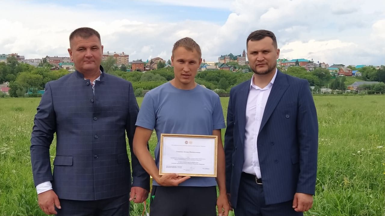 Арчада атлар ярышы