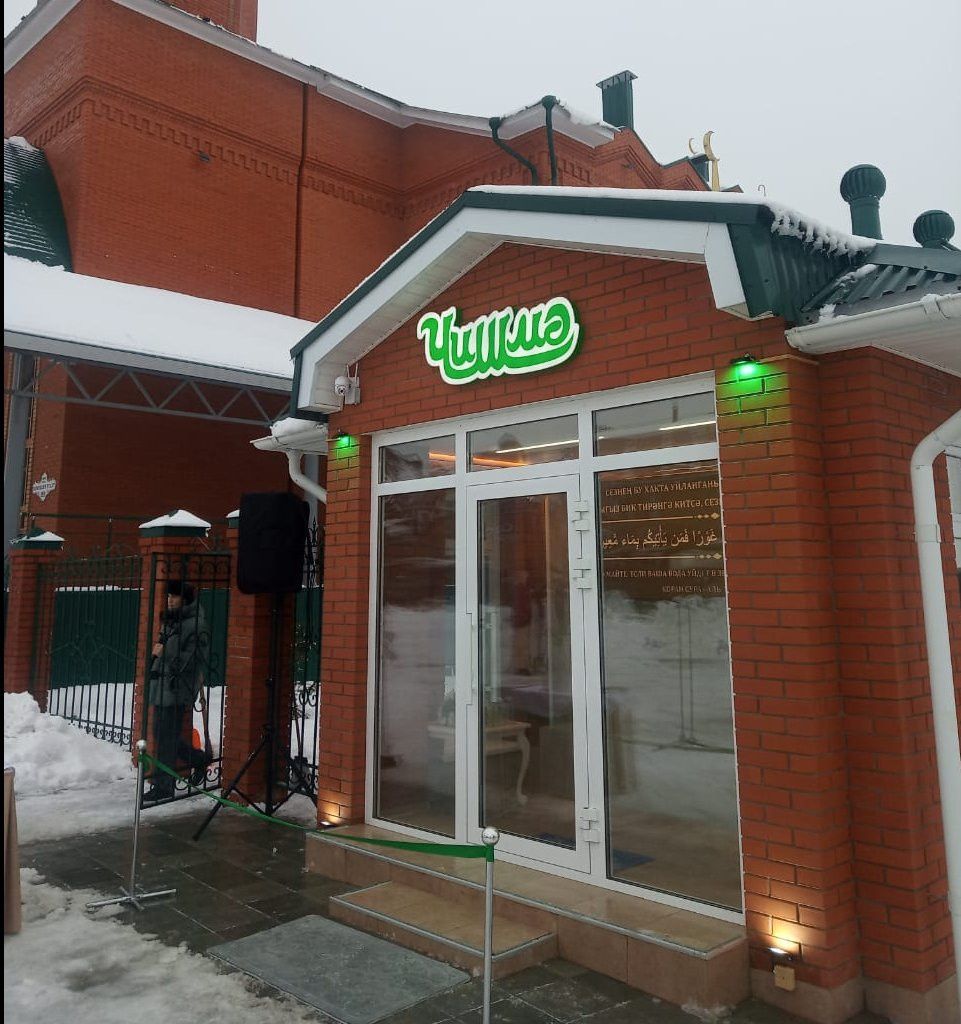 Арчадагы бу чишмәдән бер көндә 4 тонна су алалар