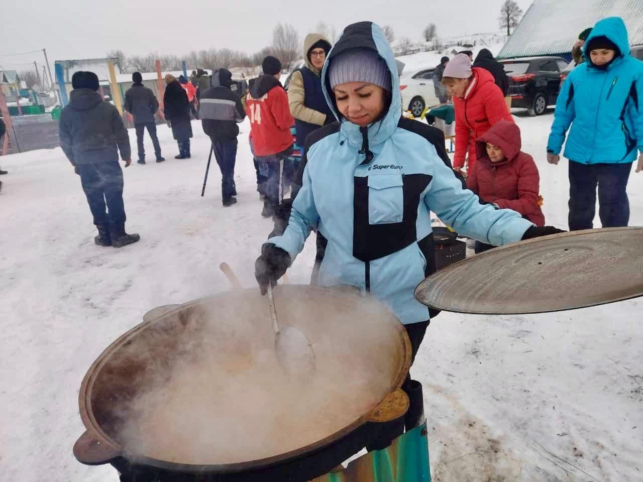«Ак Барс» агрокомплексы» территориясендә хоккейда ярыштылар