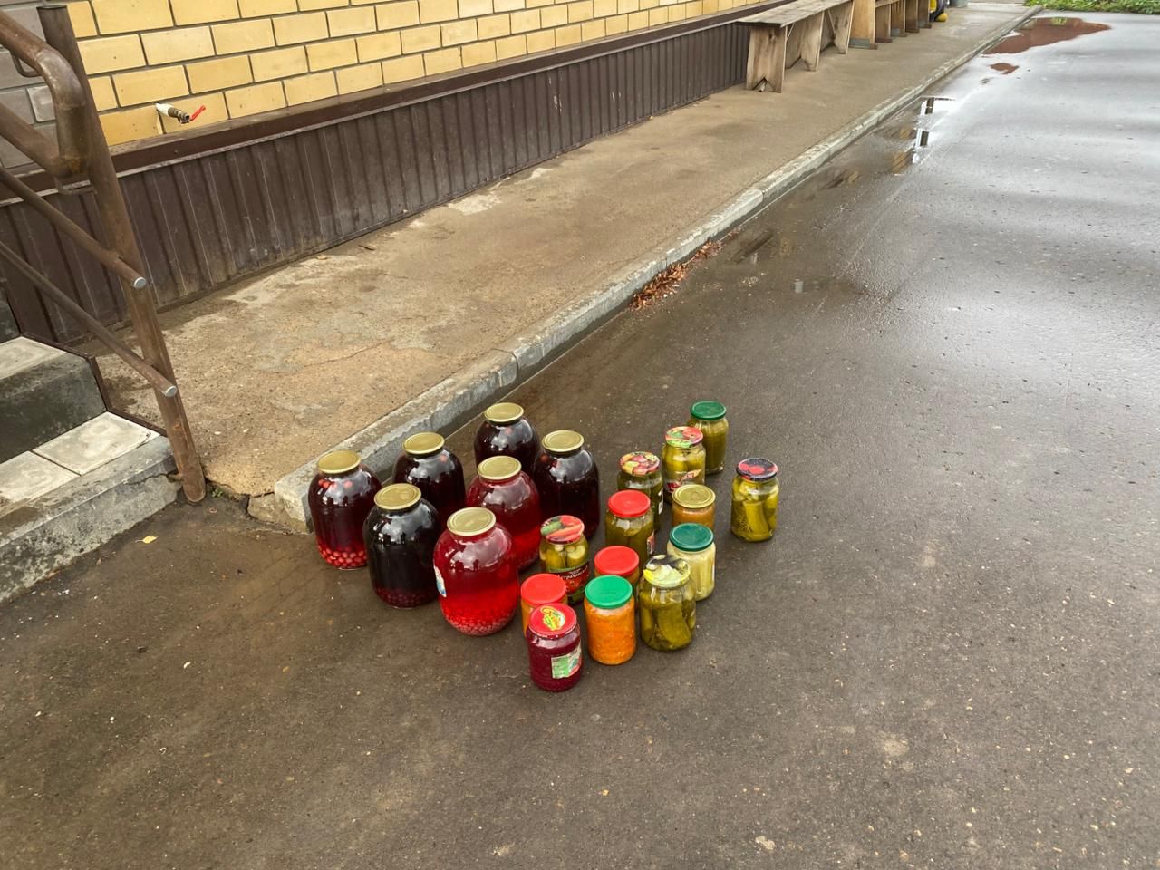 Арча районы Шура авылында «Дуслык» балалар патриотик төркеме гуманитар ярдәм әзерли