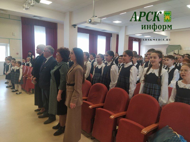 Тарихи вакыйга: Россия Герое Арча мәктәбе укучыларына космос турында сөйләде