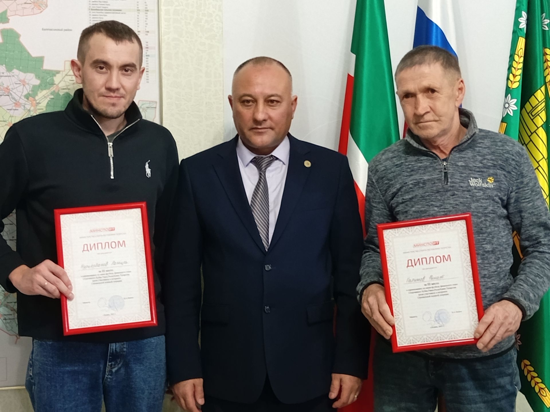 Махсус хәрби операция зонасыннан кайткан егетләр белән очрашу узды
