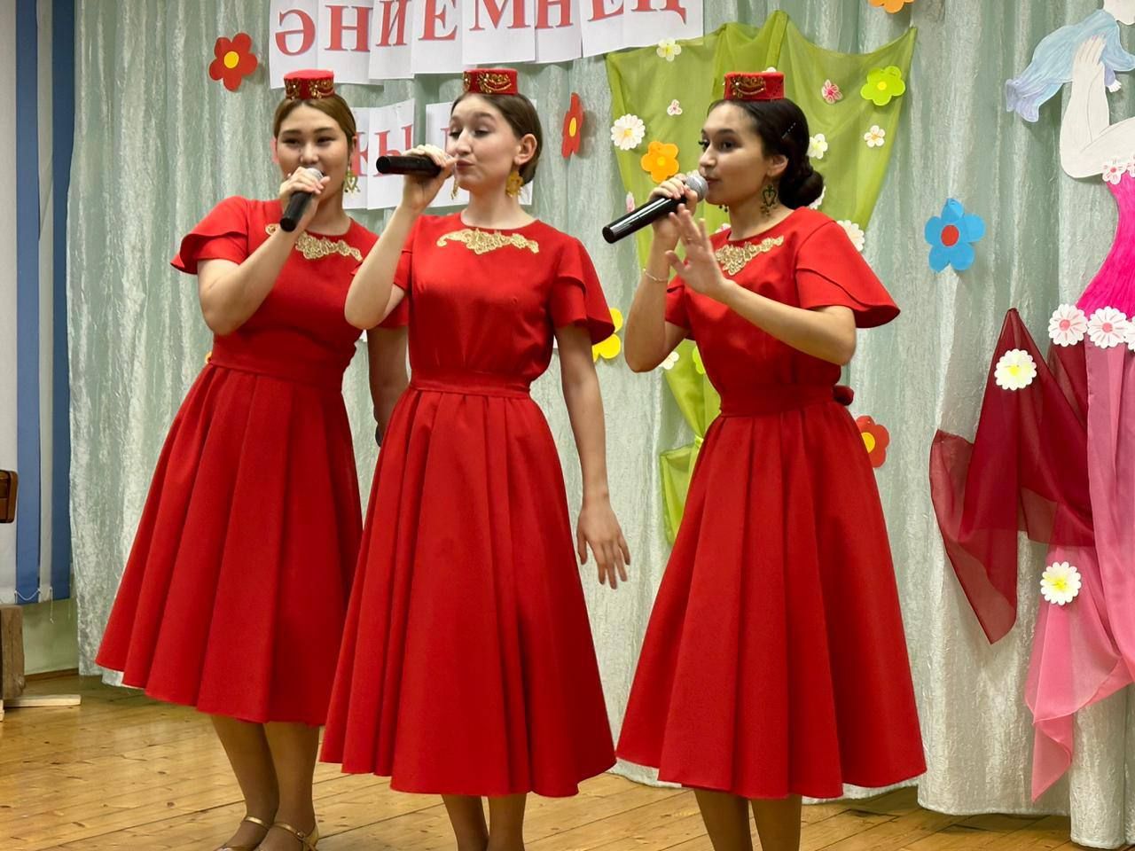 «КҮҢЕЛДӘН КҮҢЕЛГӘ»: Арча педагогия көллияте студентлары һәм коллективы Яңа Кенәр интернат-мәктәбендә булды