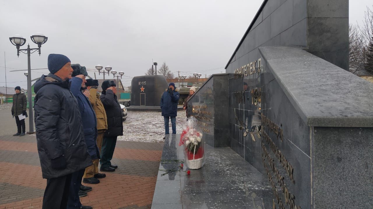 Арчада геройларны искә алдылар