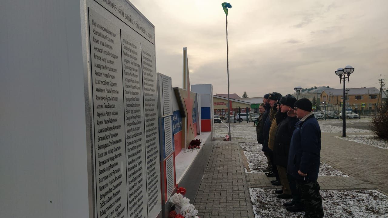 Арчада геройларны искә алдылар