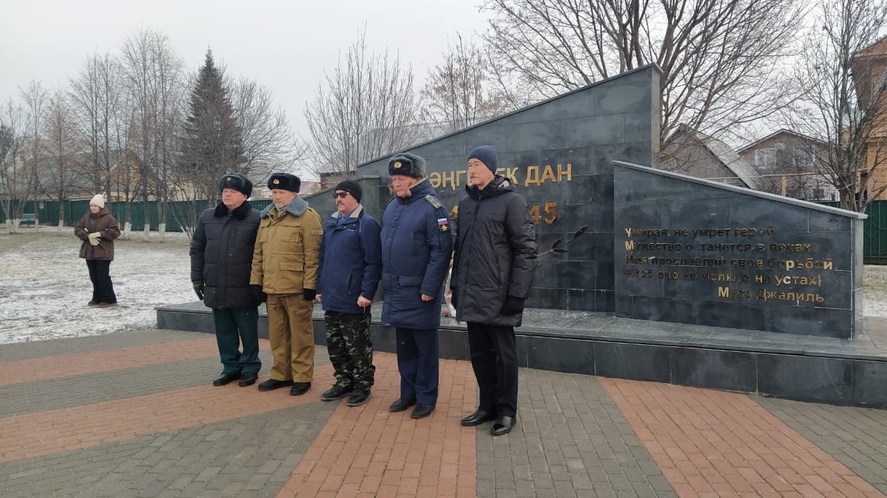 Арчада геройларны искә алдылар