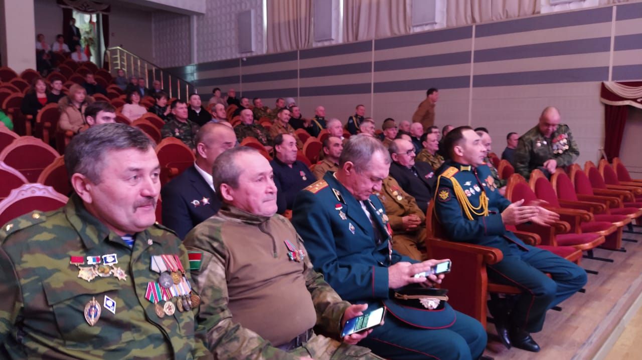 Бүген Әфганистанда хәрби хезмәт үткән ветераннар очрашты