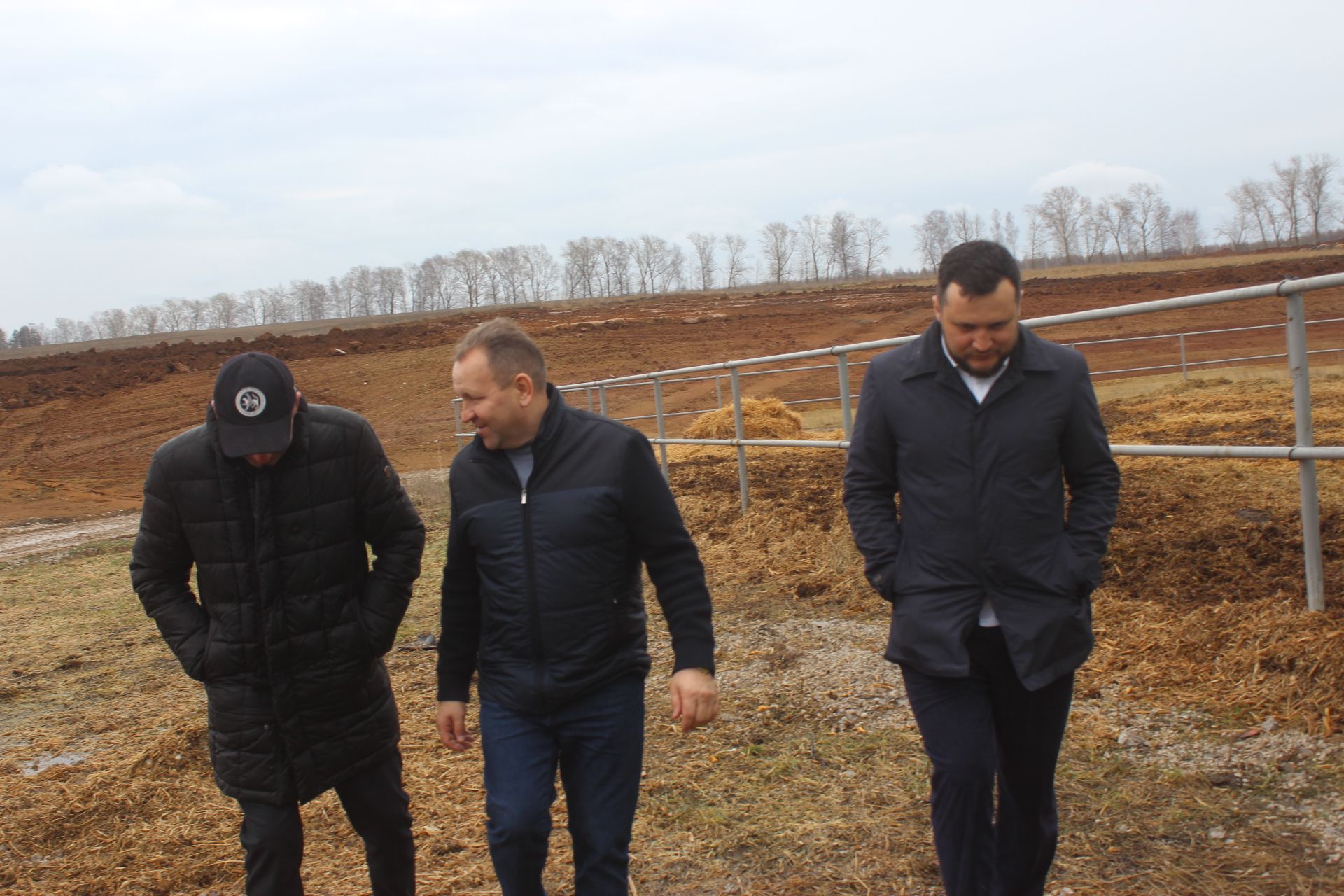 Район белән танышу дәвам итә
