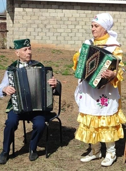 Югары Ослан районында кунакта