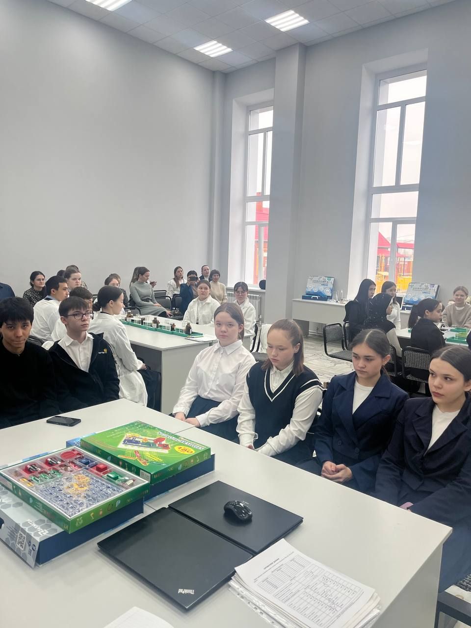 Укучылар имтиханнарга әзерләнә