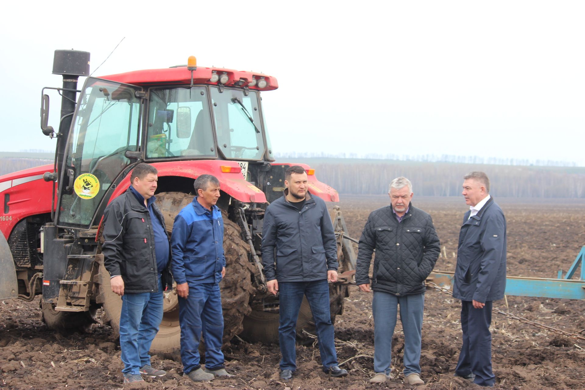“Яңарыш“ ширкәтендә тырмага чыктылар