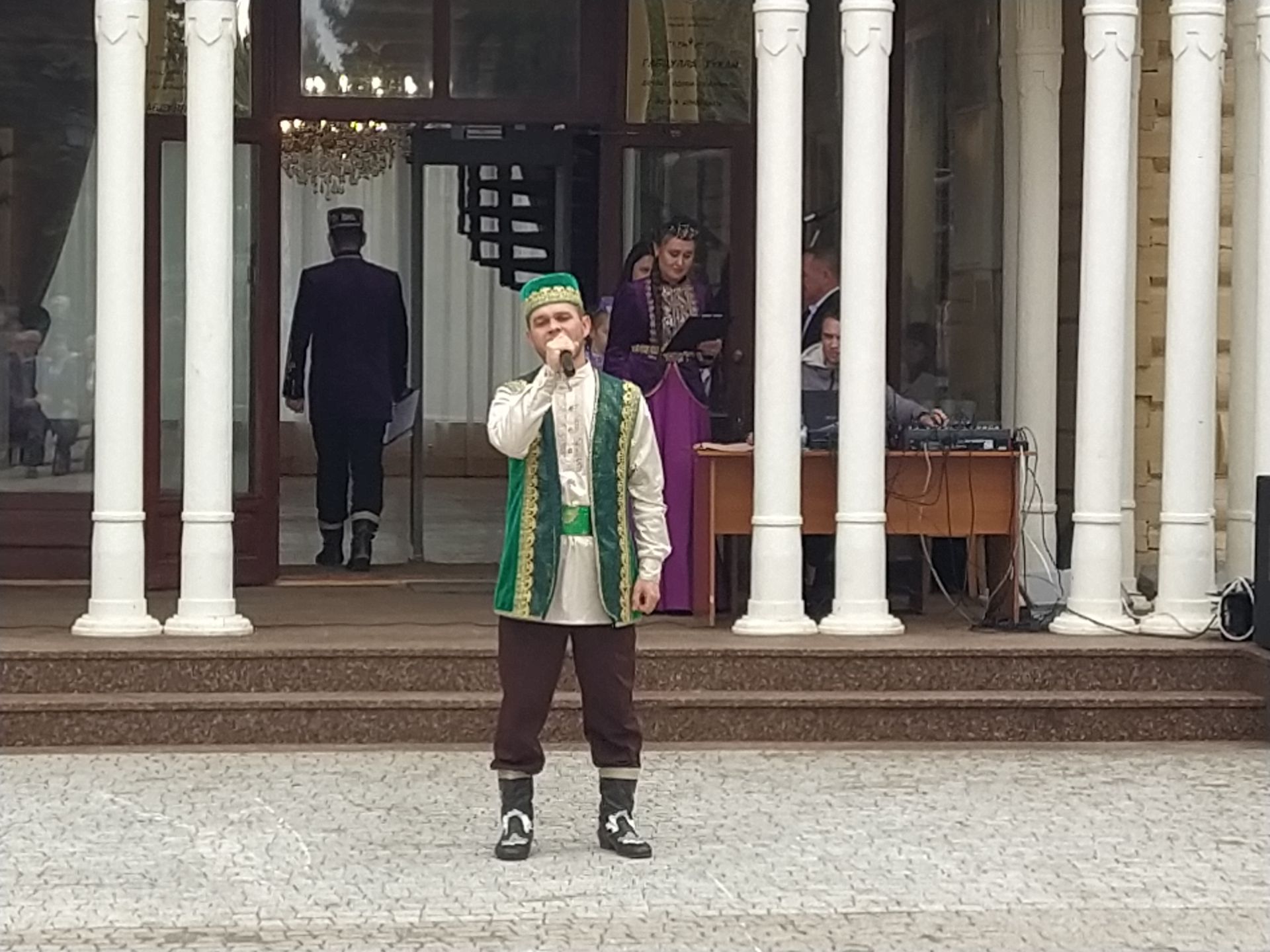 Кырлайда шигырь бәйрәме