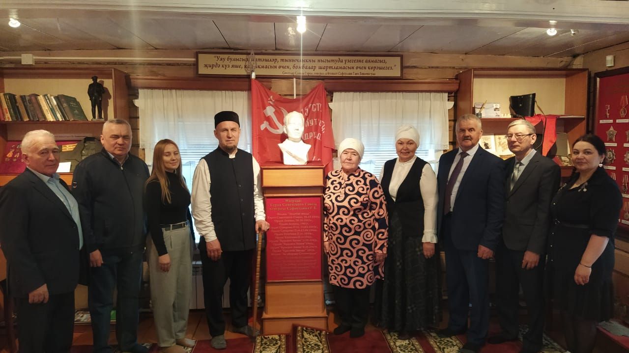 Район иҗтимагый советының күчмә утырышы узды
