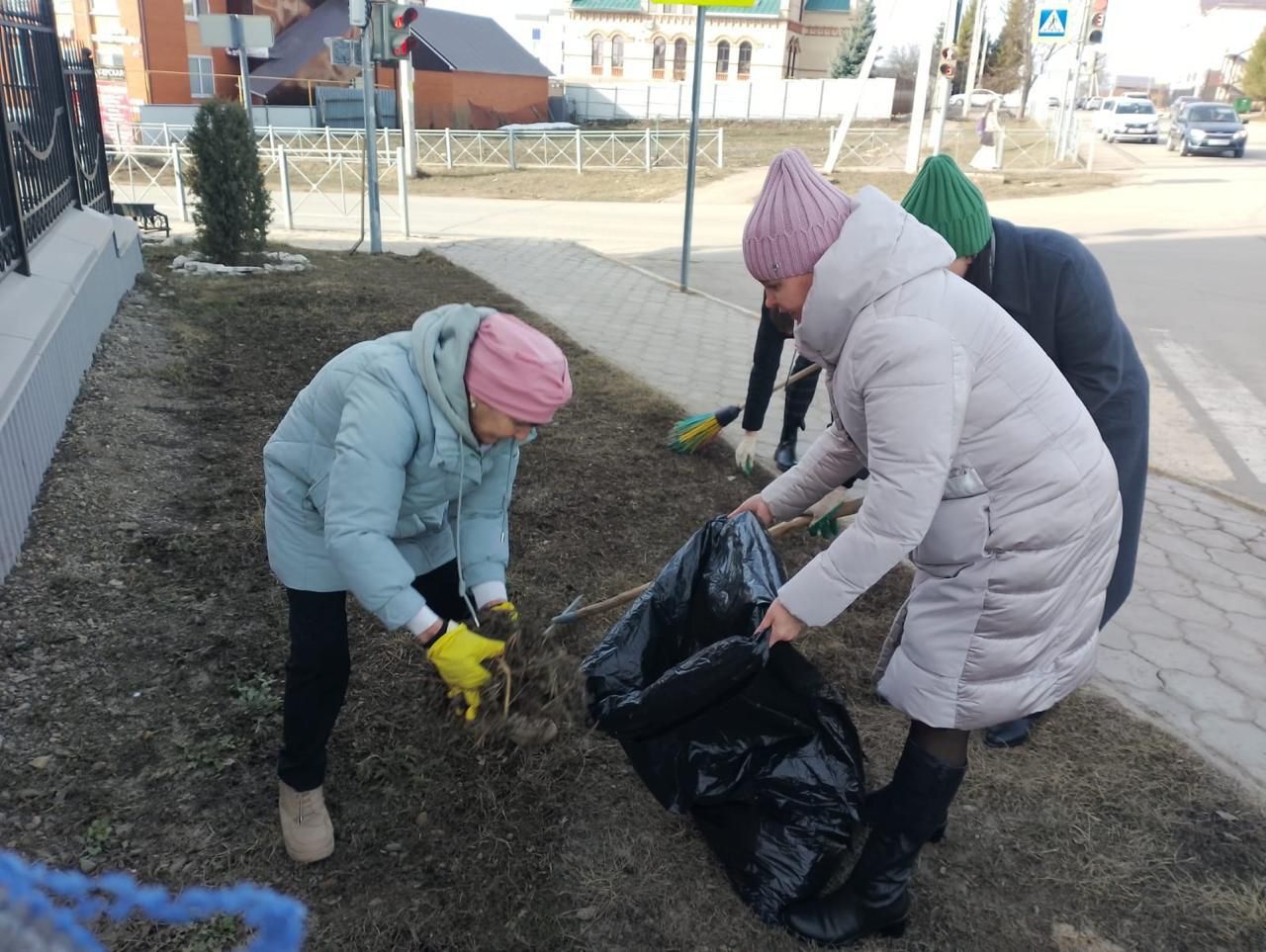 “Казан арты” музее хезмәткәрләре язгы өмәдә