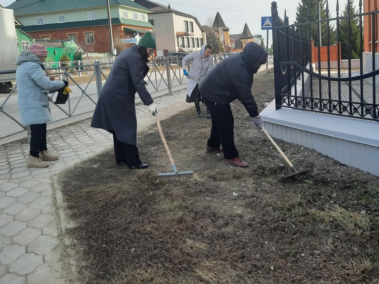 “Казан арты” музее хезмәткәрләре язгы өмәдә