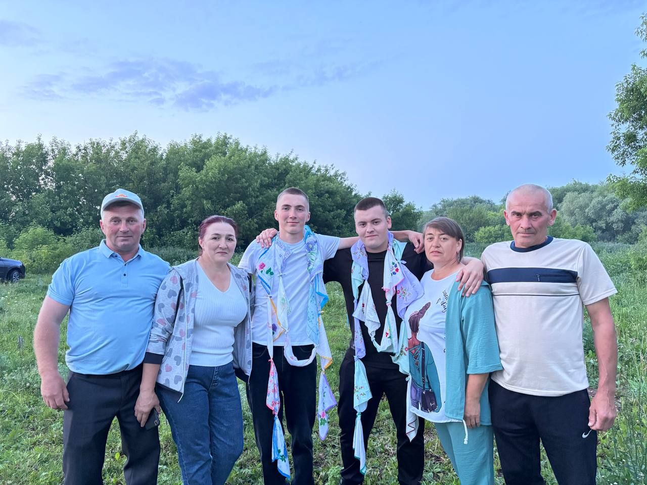 Урта Сәрдәдә егетләрне армиягә озаттылар