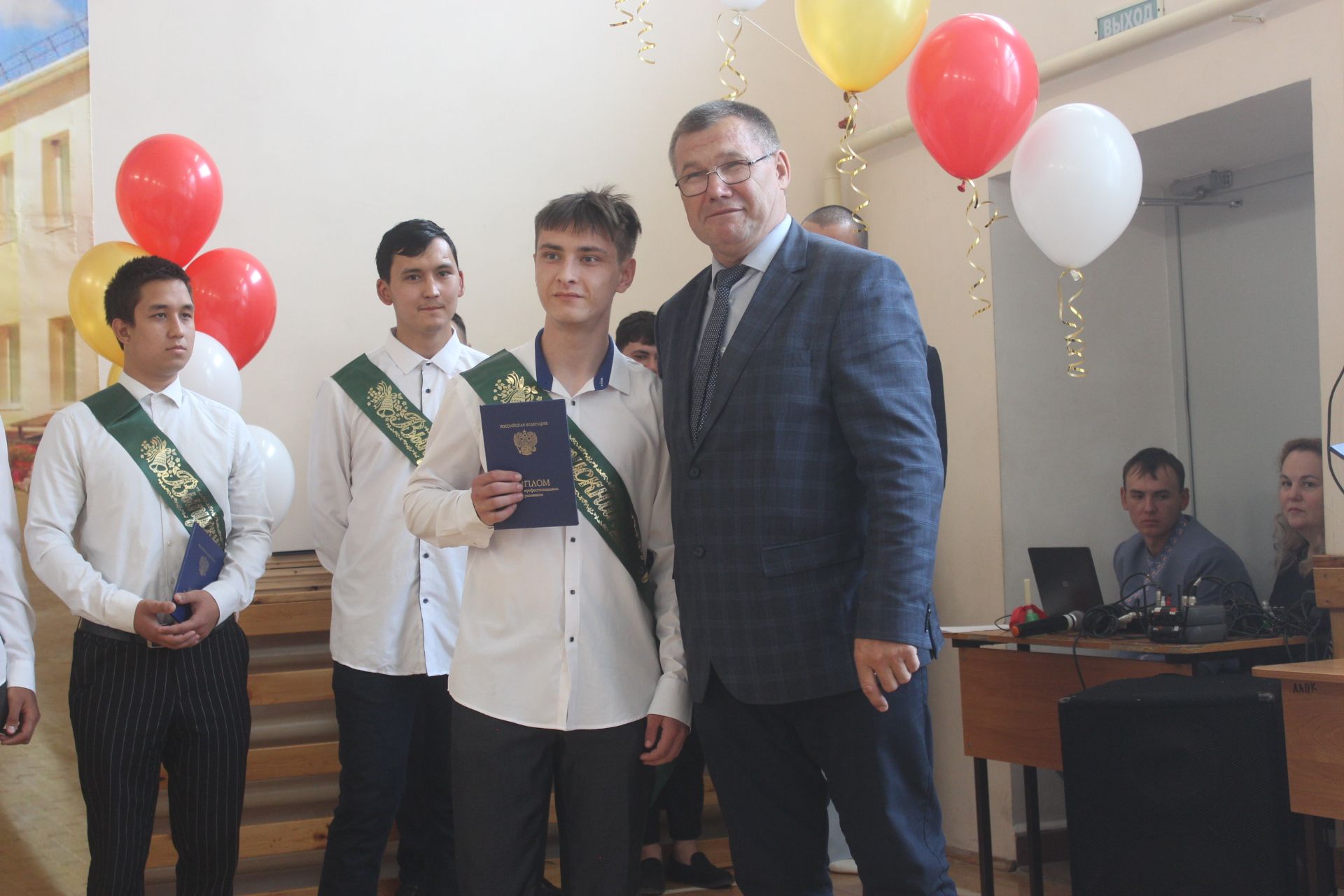 Арча  агросәнәгать көллиятен тәмамлаучыларга дипломнар тапшырылды