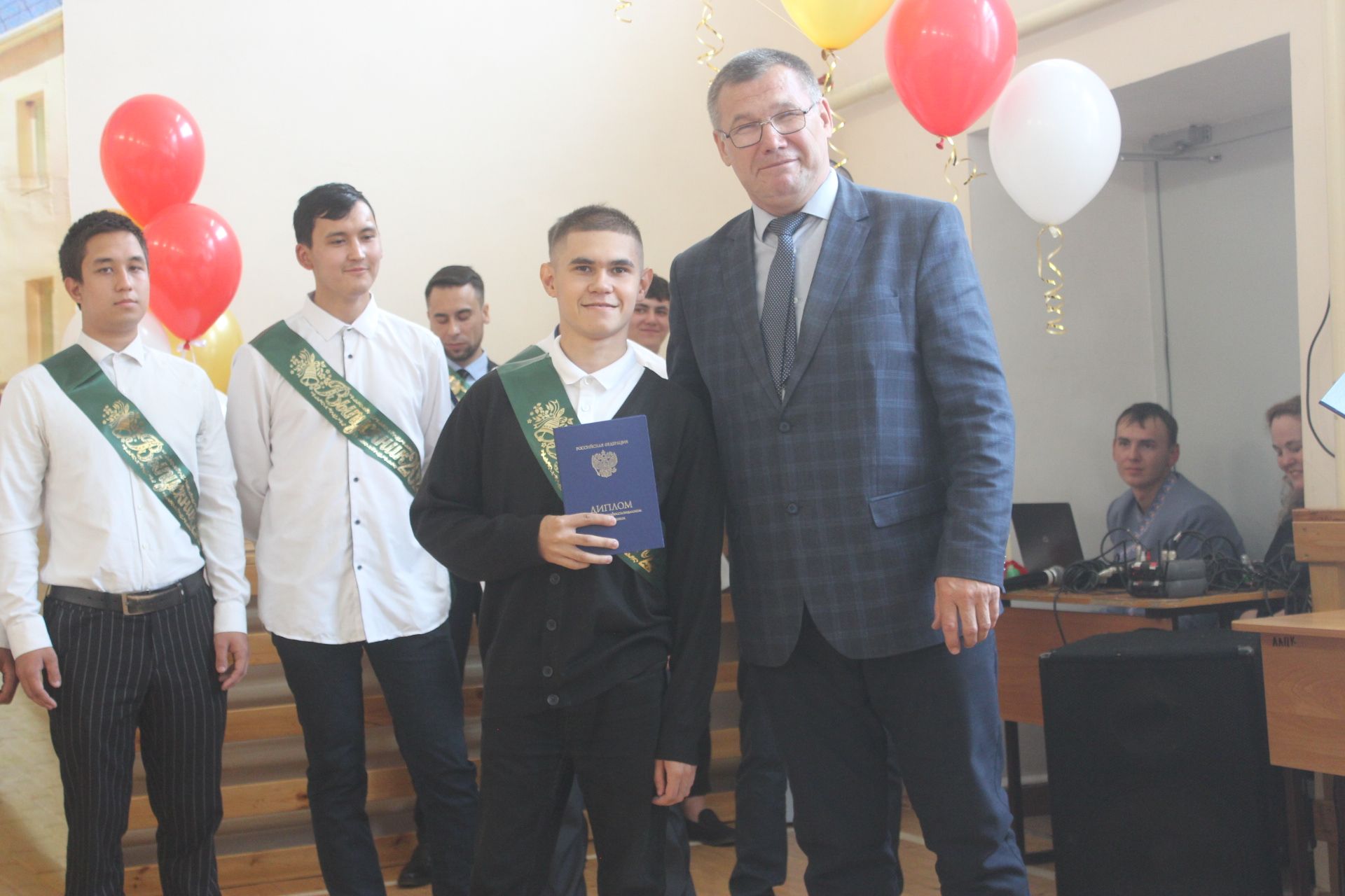 Арча  агросәнәгать көллиятен тәмамлаучыларга дипломнар тапшырылды