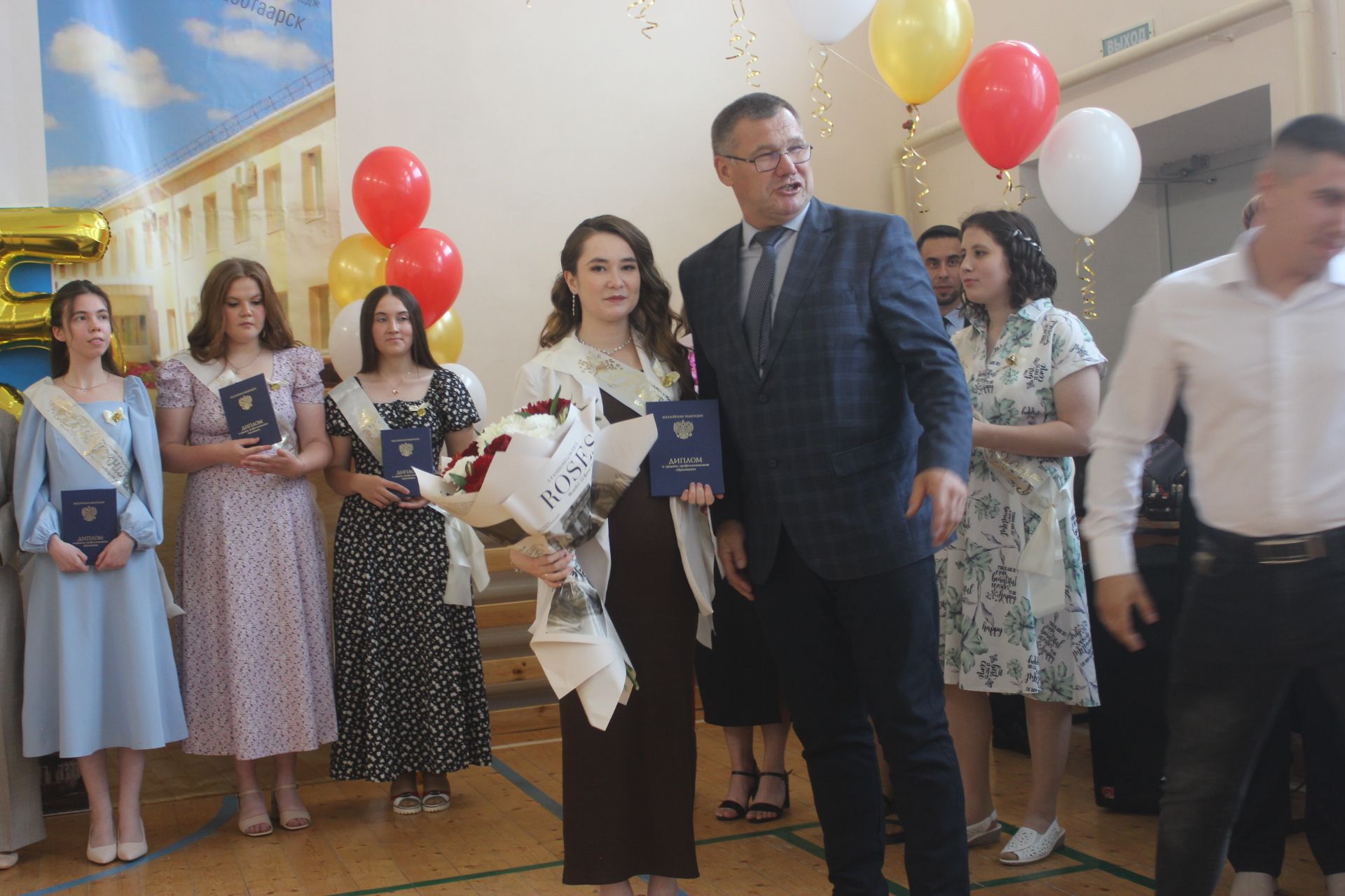 Арча  агросәнәгать көллиятен тәмамлаучыларга дипломнар тапшырылды
