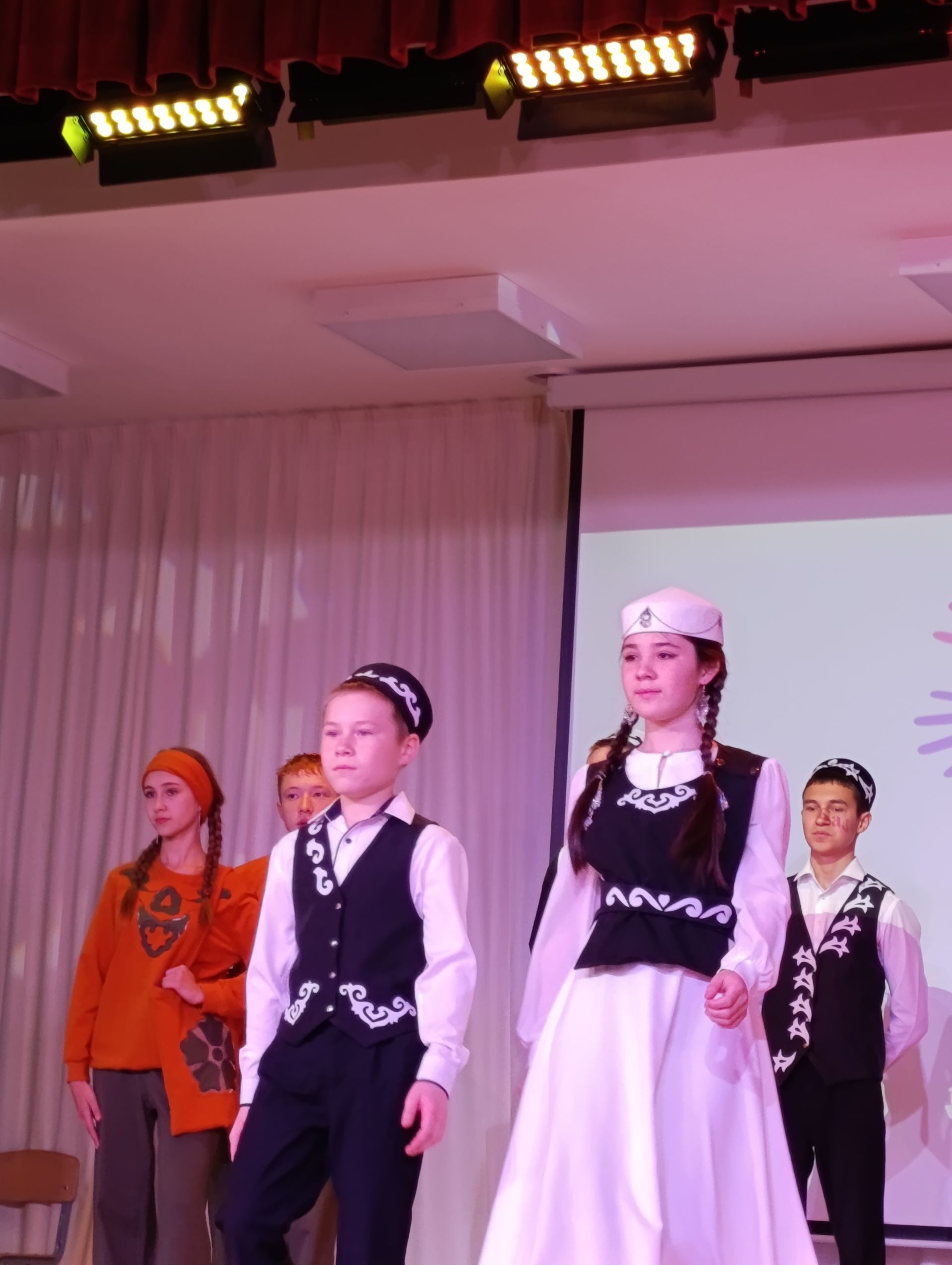 Арчада балаларның конкурс-фестивале бара