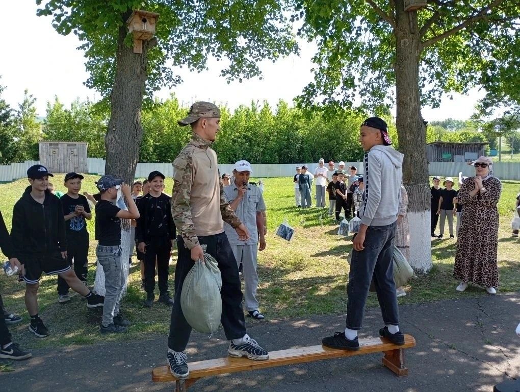 Җәйнең һәр көне файдалы узсын: районда балаларның җәйге ялы ничек оештырылды?