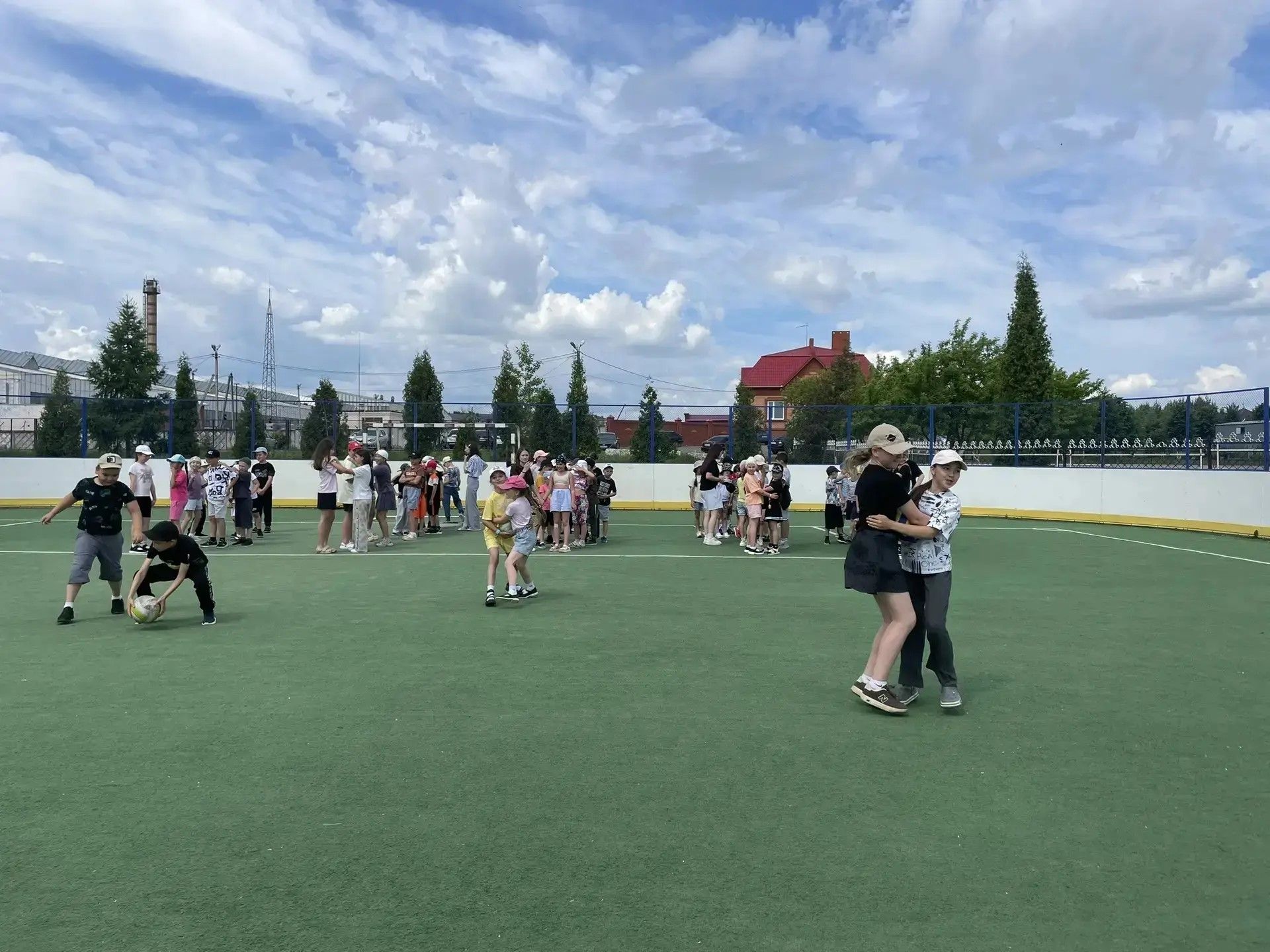 Җәйнең һәр көне файдалы узсын: районда балаларның җәйге ялы ничек оештырылды?