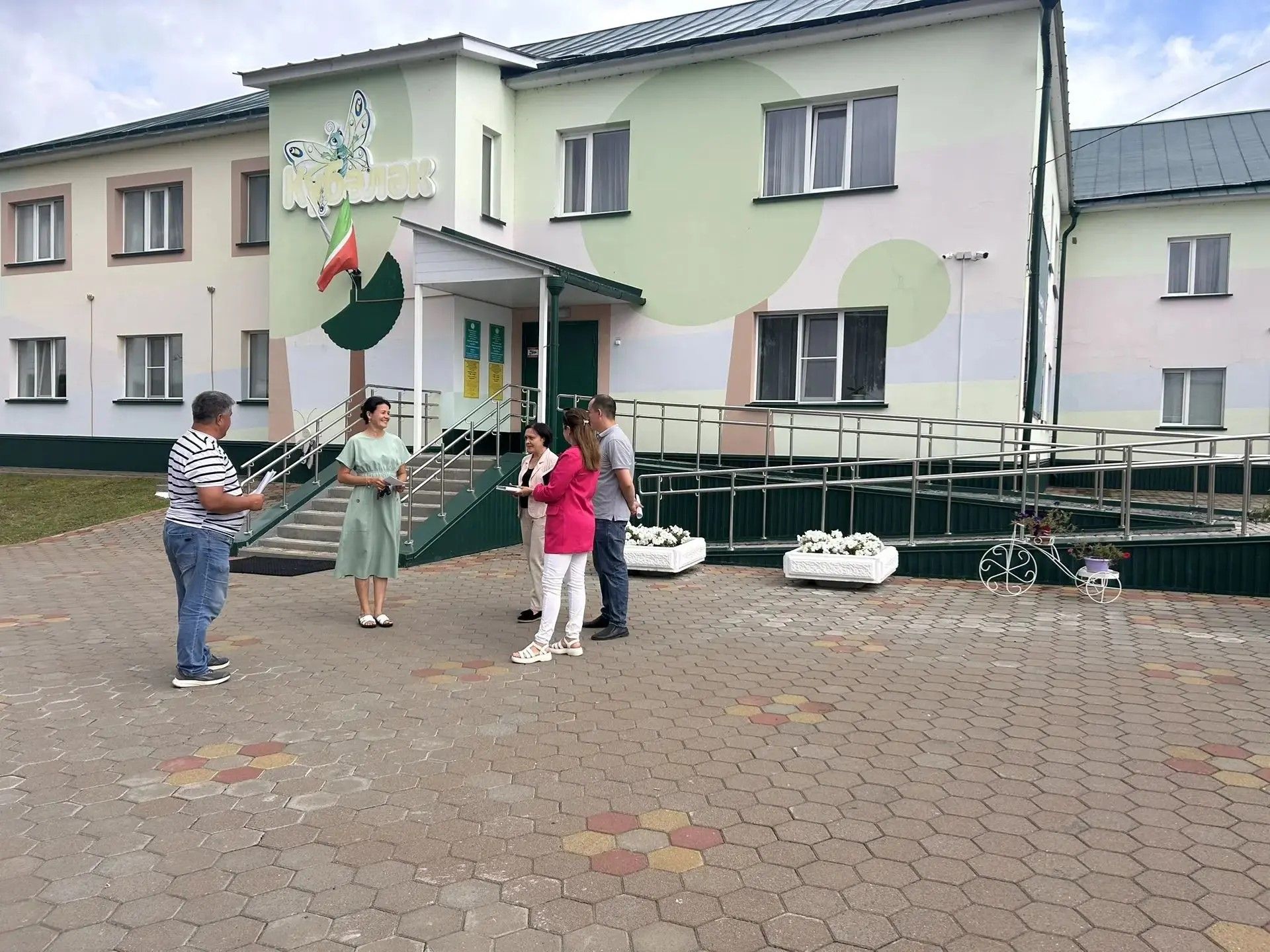 Нияз Муллахмәтов: «Сыйфатлы белем һәм бирү өчен районда мөмкинлекләр күп”