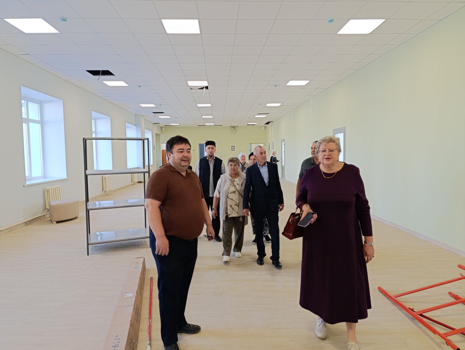 Мәгариф учреждениеләрен ныклап төзекләндерү барышы белән таныштылар