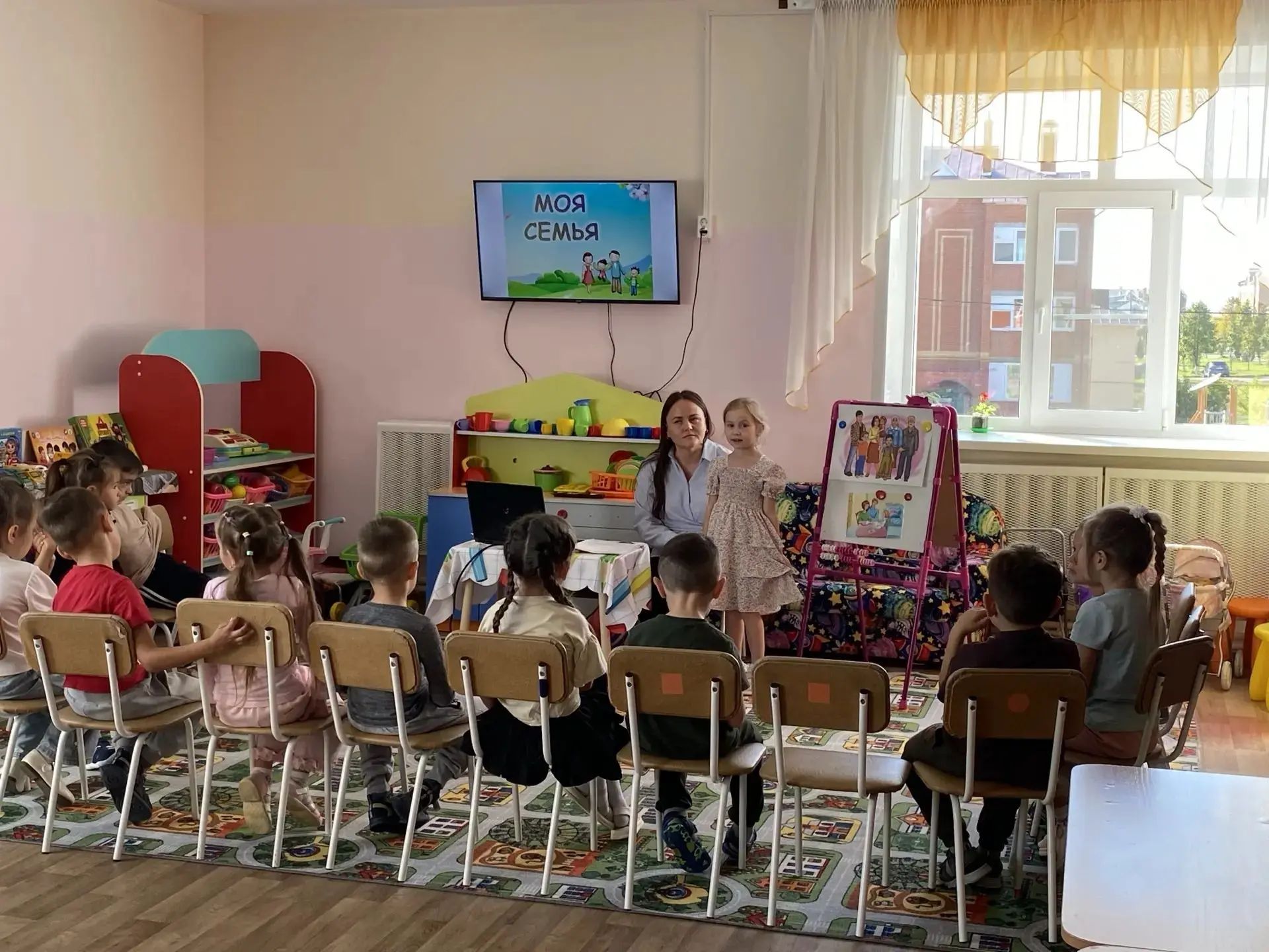 Тәҗрибәле педагоглар булачак хезмәттәшләренә осталыкларын күрсәтте