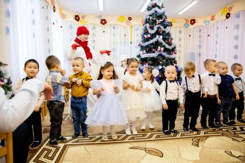 Беренче балалар бакчасында Яңа ел кичәсе үтте