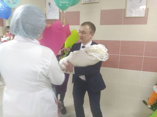 Бүген Арчада беренче туган баланы каршы алдылар