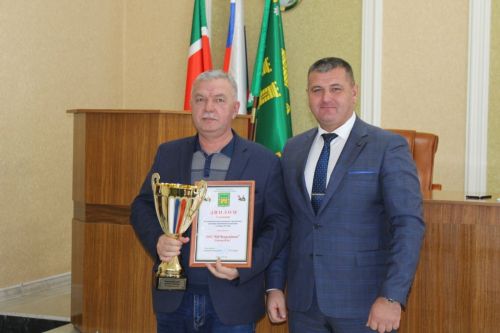 Узган елда терлекчелектә эшләнгәннәргә нәтиҗә ясалды