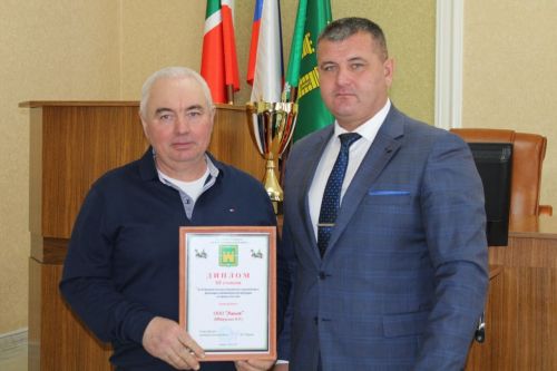 Узган елда терлекчелектә эшләнгәннәргә нәтиҗә ясалды