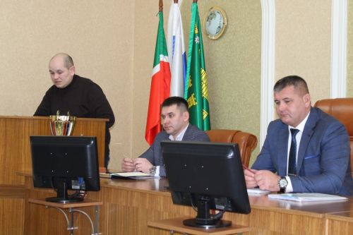 Узган елда терлекчелектә эшләнгәннәргә нәтиҗә ясалды