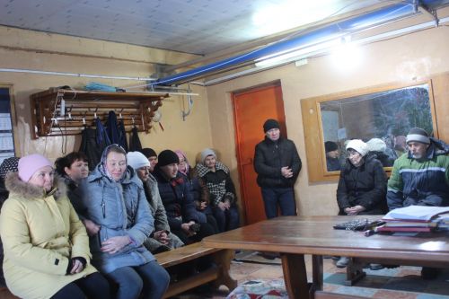 Район башлыгы терлекчеләр янында