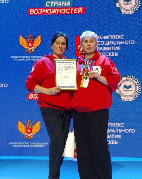 “Абилимпикс-2023” Бөтенроссия бәйгесендә Үрнәк агросәнәгать һөнәри көллияте хезмәткәре Анжела Давадова алтын медаль яулады